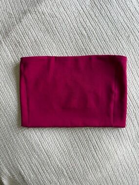 Left On Friday Tubular Crop Top M – Pepper (Cerise) Strapless